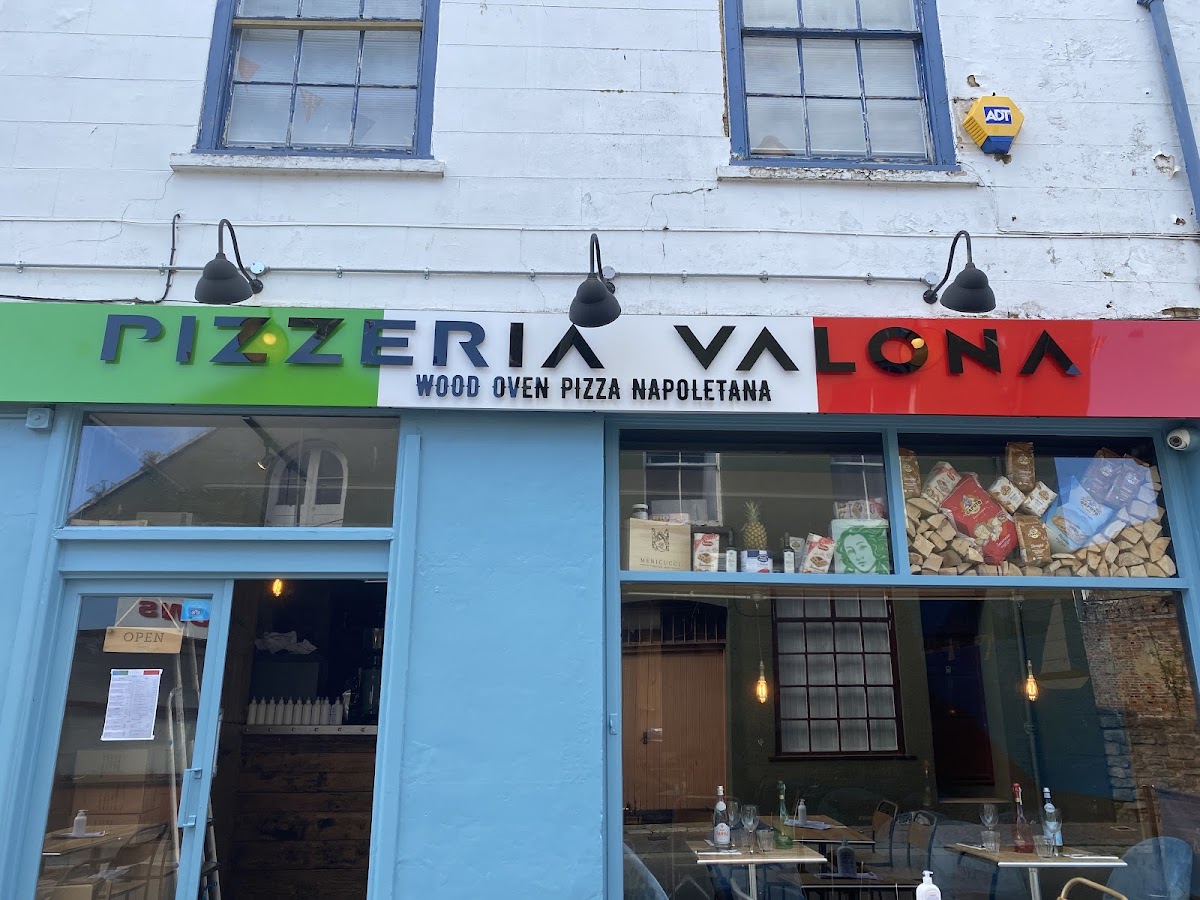Pizzeria Valona